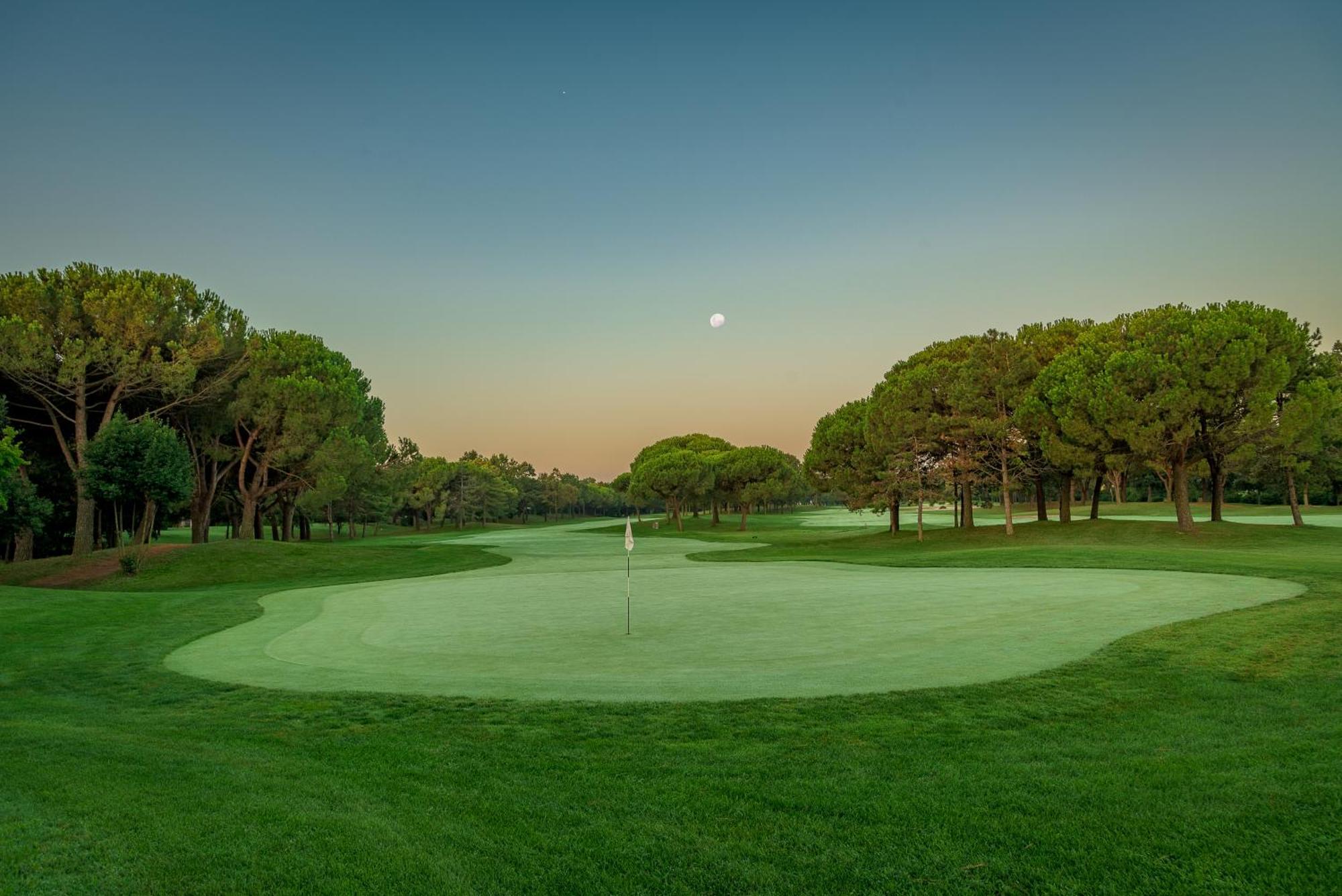Hotel Golf Inn Lignano Sabbiadoro Dış mekan fotoğraf