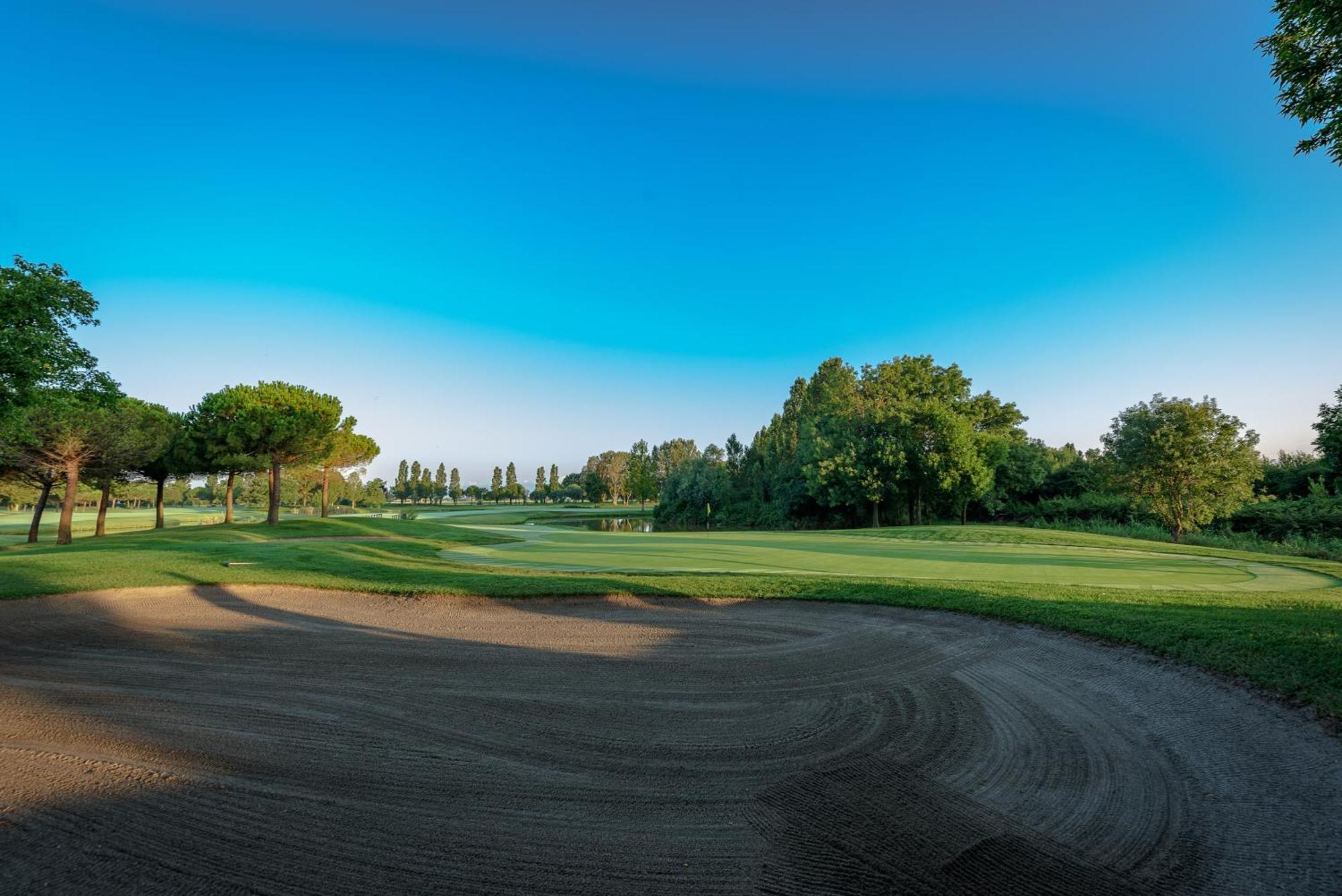 Hotel Golf Inn Lignano Sabbiadoro Dış mekan fotoğraf