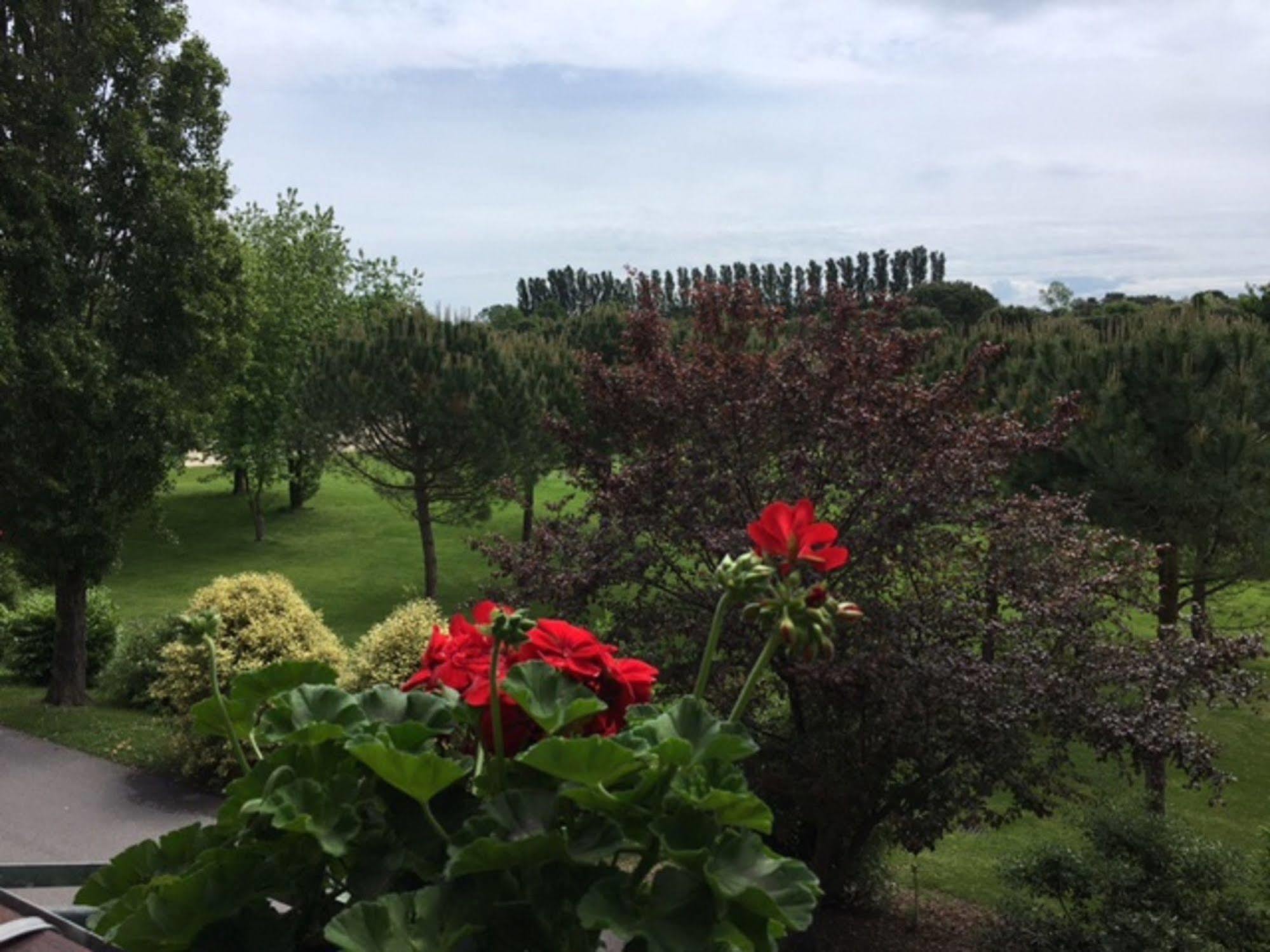 Hotel Golf Inn Lignano Sabbiadoro Dış mekan fotoğraf
