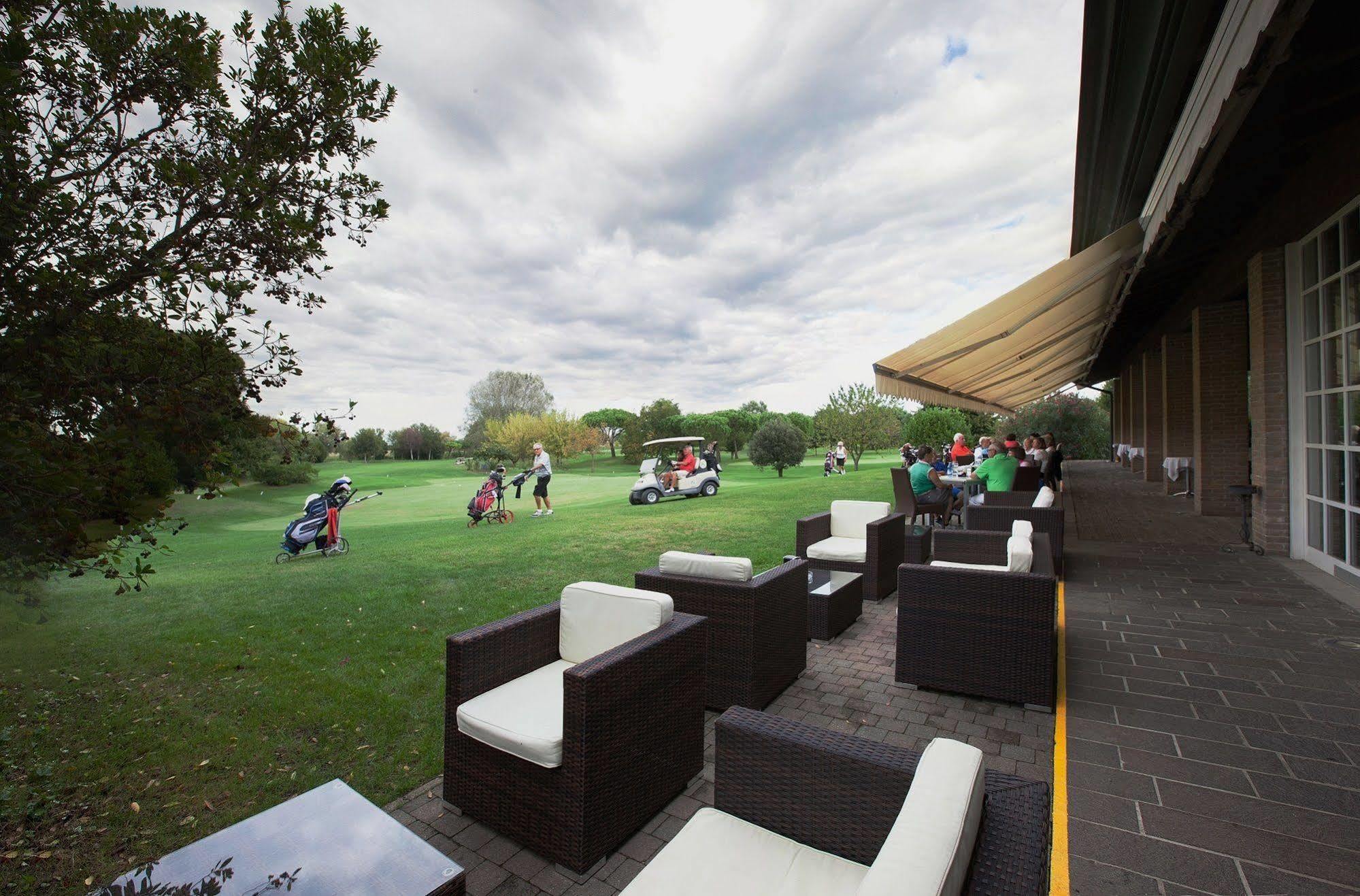 Hotel Golf Inn Lignano Sabbiadoro Dış mekan fotoğraf