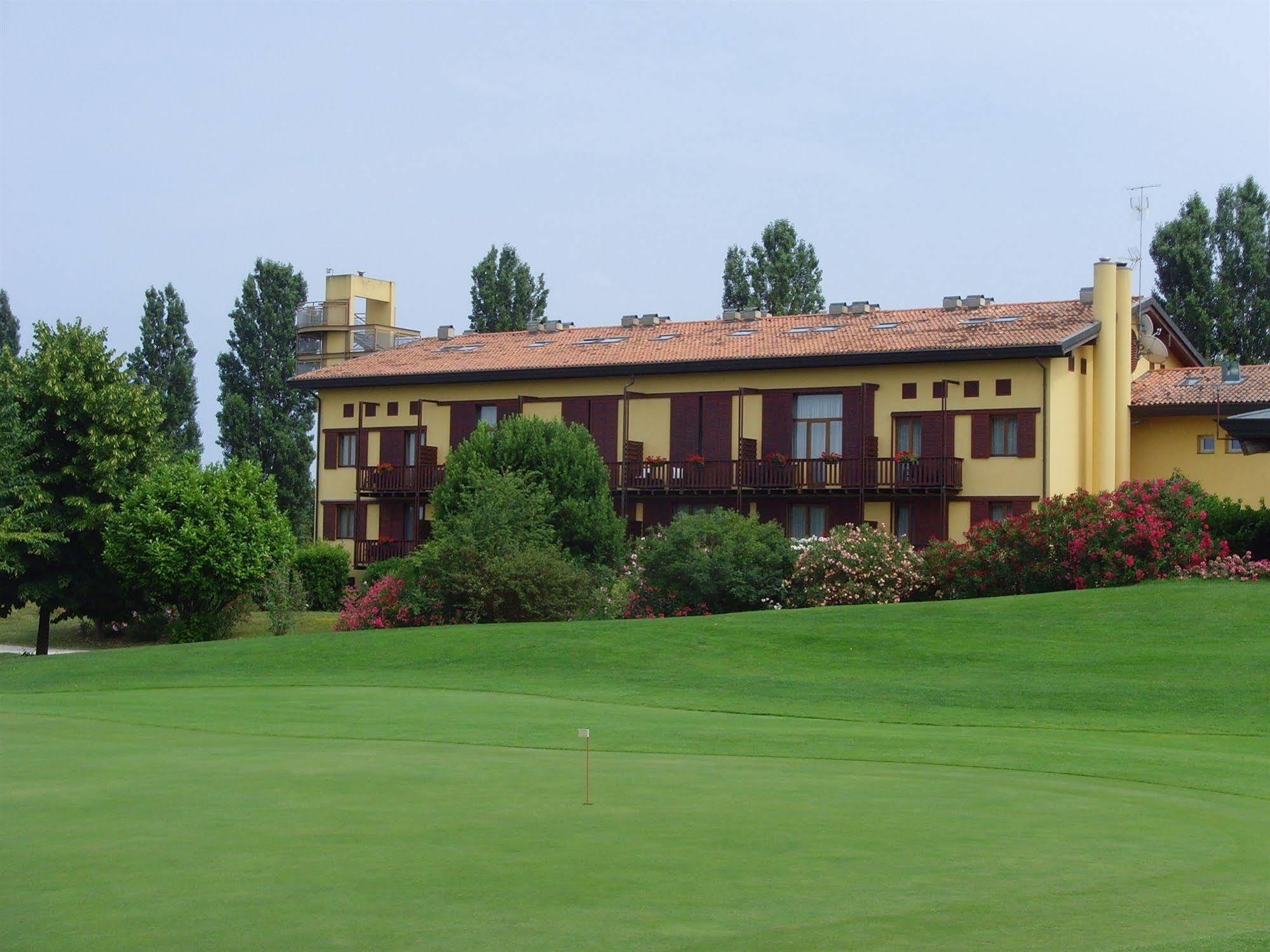 Hotel Golf Inn Lignano Sabbiadoro Dış mekan fotoğraf