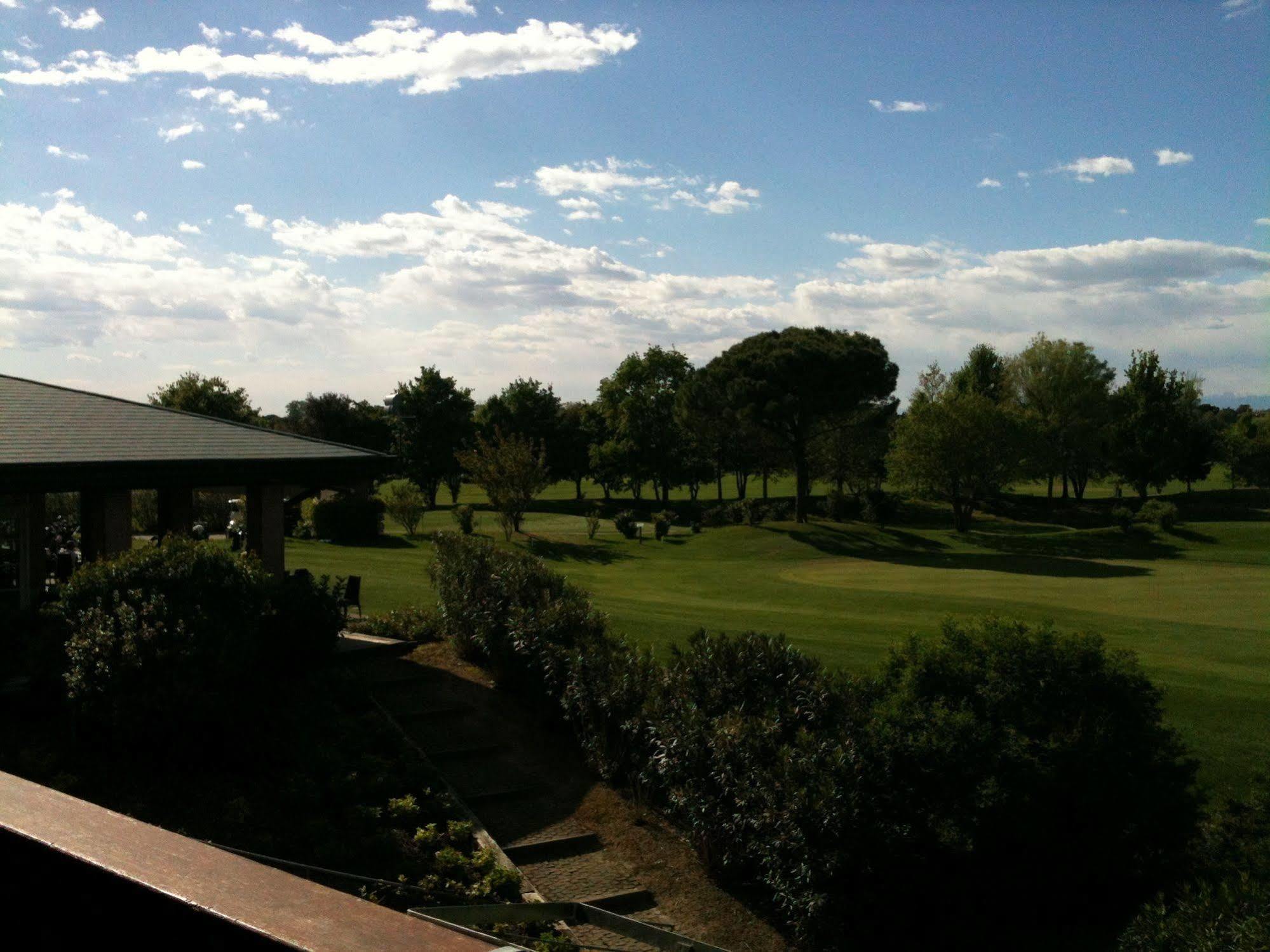 Hotel Golf Inn Lignano Sabbiadoro Dış mekan fotoğraf